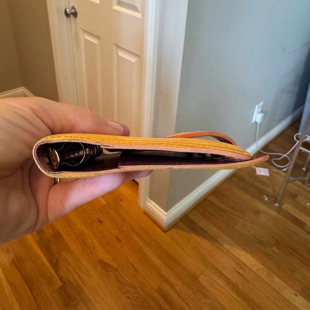 Louis Vuitton - PM Agenda - Yellow Epi - EUC AUTHENTIC - Picture 6 of 7